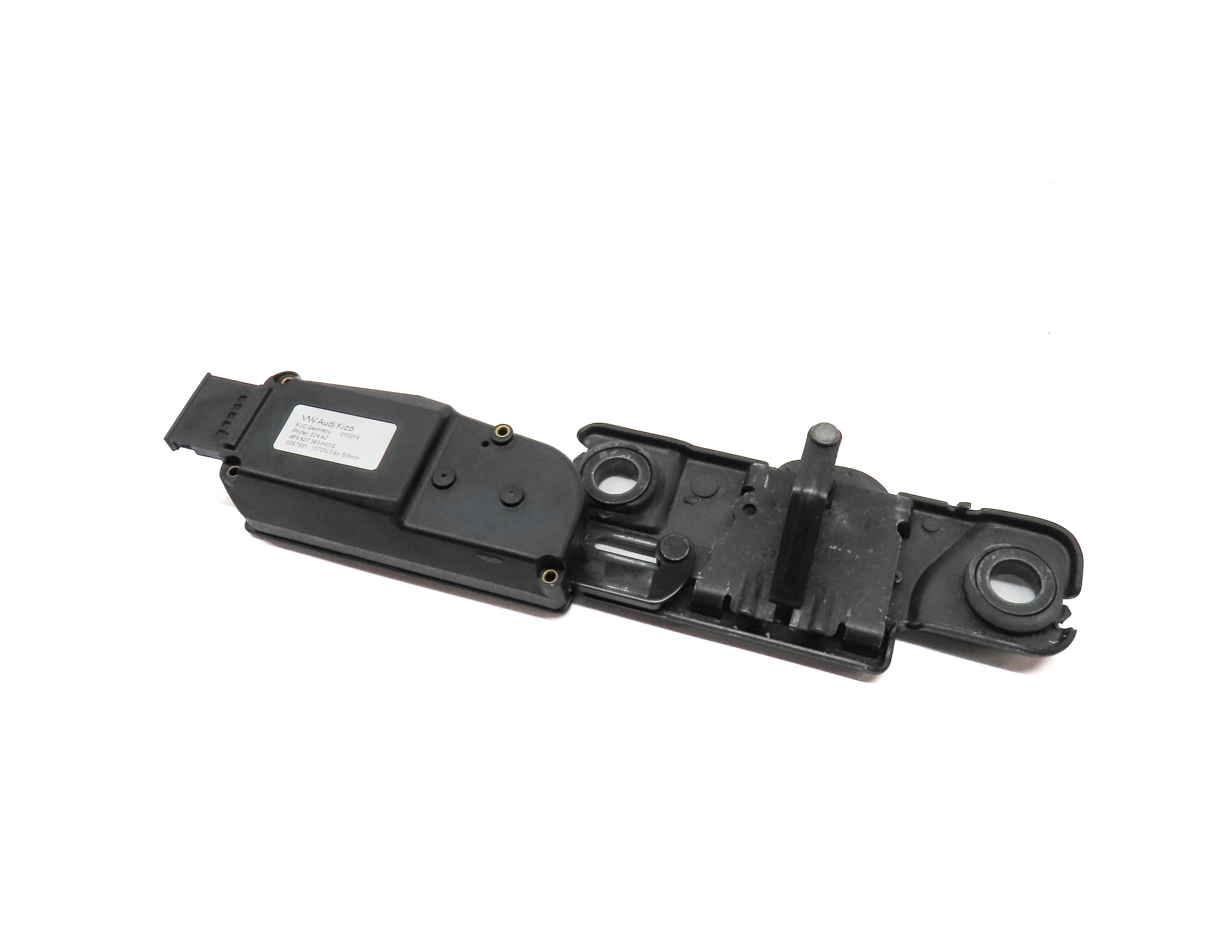 2015 AUDI Q3 SUV (8U) REAR TRUNK TAILGATE HATCH LID LOCK LATCH STRIKER PLATE — exact item pictured